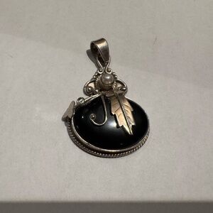 Silver black onyx and pearl Pendant